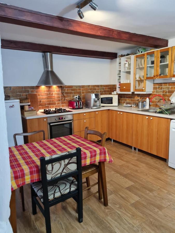 Vila Margareta Curtea De Arges Bagian luar foto