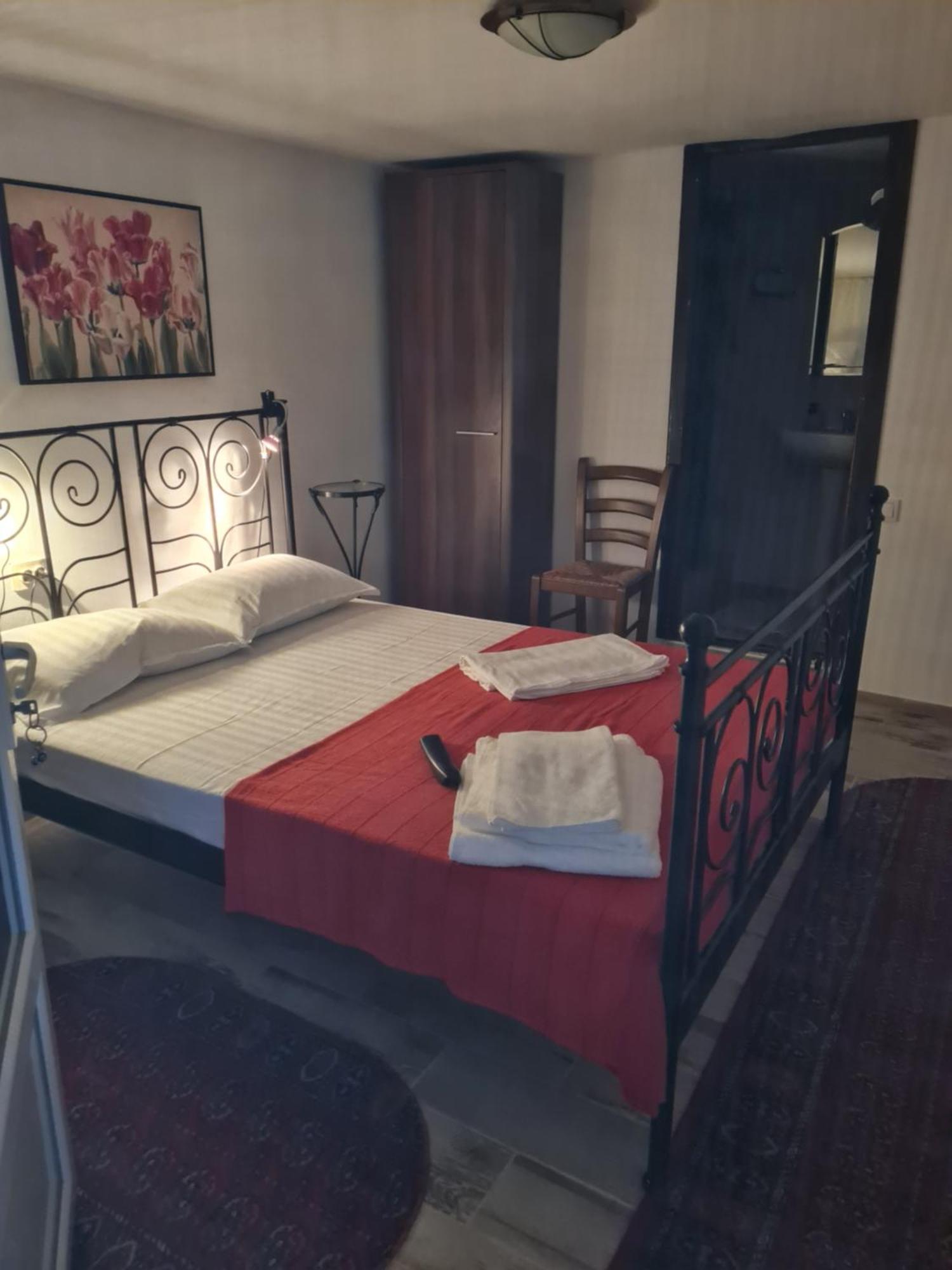 Vila Margareta Curtea De Arges Ruang foto